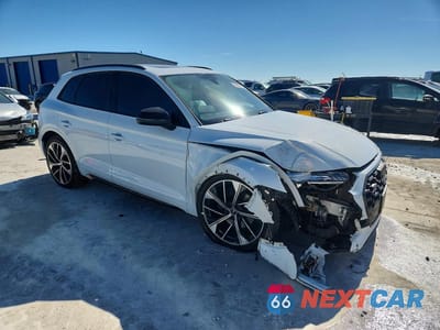 Czwarte zdjęcie samochodu z boku: 2023 AUDI SQ5 PRESTIGE VIN:WA1C4AFY4P2037288 - miniatura