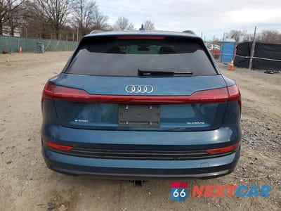 Zdjęcie 6 z 11 samochodu: 2021 AUDI E-TRON PRESTIGE VIN:WA1VAAGE9MB017152 - miniatura