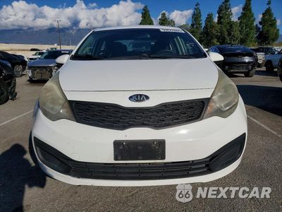 Piąte zdjęcie samochodu w środku: 2014 KIA RIO LX VIN:KNADM4A36E6401396 - miniatura