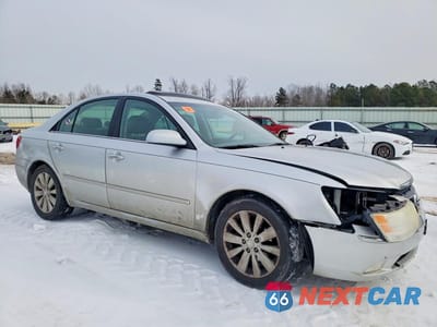 Czwarte zdjęcie samochodu z boku: 2009 HYUNDAI SONATA SE VIN:5NPEU46C59H479969 - miniatura