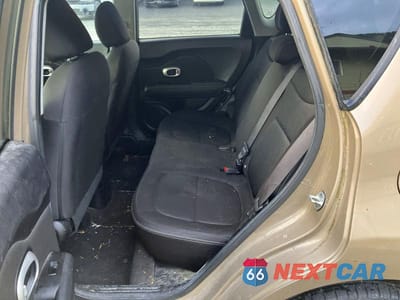 Zdjęcie 9 z 10 samochodu: 2016 KIA SOUL VIN:KNDJN2A29G7293030 - miniatura