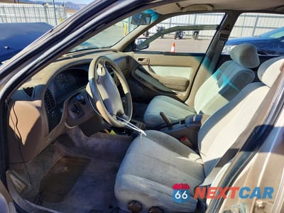 Zdjęcie 7 z 12 samochodu: 1994 TOYOTA CAMRY LE VIN:4T1SK12E7RU331032 - miniatura