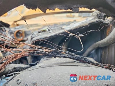 Zdjęcie 9 z 11 samochodu: 2018 GMC SIERRA K2500 DENALI VIN:1GT12UEY3JF161221 - miniatura