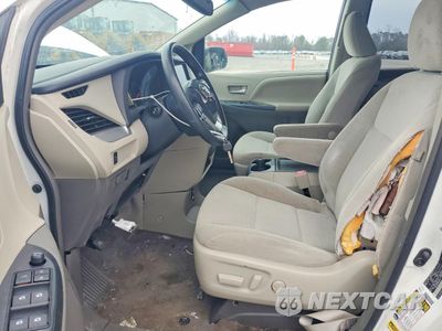 Zdjęcie 7 z 13 samochodu: 2015 TOYOTA SIENNA LE VIN:5TDKK3DC2FS654285 - miniatura