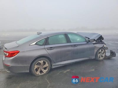 Trzecie zdjęcie samochodu z tyłu: 2018 HONDA ACCORD EXL VIN:1HGCV1F54JA023088 - miniatura