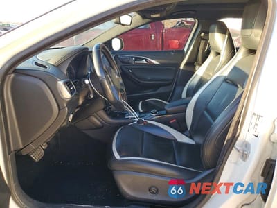 Zdjęcie 7 z 12 samochodu: 2017 INFINITI QX30 VIN:SJKCH5CP5HA028343 - miniatura