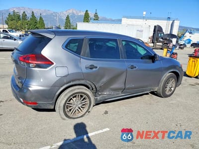 Trzecie zdjęcie samochodu z tyłu: 2020 NISS ROGUE VIN:JN8AT2MT6LW043128 - miniatura