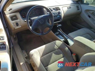 Zdjęcie 8 z 12 samochodu: 1998 HONDA ACCORD LX VIN:1HGCG3249WA012386 - miniatura