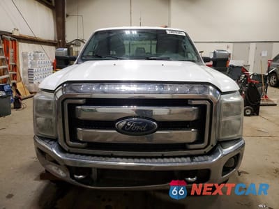 Piąte zdjęcie samochodu w środku: 2015 FORD F350 SUPER DUTY VIN:1FT8W3B69FEA78678 - miniatura