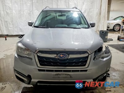 Piąte zdjęcie samochodu w środku: 2018 SUBARU FORESTER 2.5I PREMIUM VIN:JF2SJAGC0JH466799 - miniatura