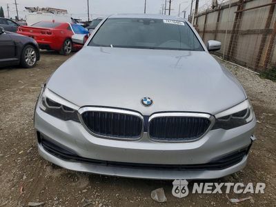 Piąte zdjęcie samochodu w środku: 2019 BMW 530E VIN:WBAJA9C5XKB398545 - miniatura