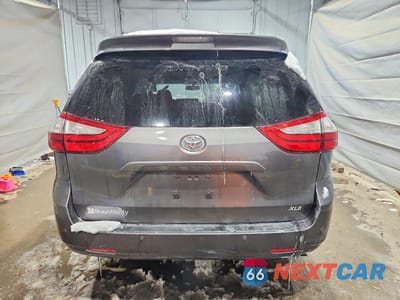 Zdjęcie 6 z 13 samochodu: 2016 TOYOTA SIENNA XLE VIN:5TDYK3DC2GS718000 - miniatura