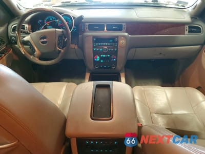 Zdjęcie 8 z 13 samochodu: 2012 GMC YUKON XL C1500 SLT VIN:1GKS1LE08CR102263 - miniatura