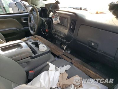 Zdjęcie 8 z 13 samochodu: 2016 CHEVROLET SILVERADO K3500 VIN:1GB5KYC85GZ147120 - miniatura