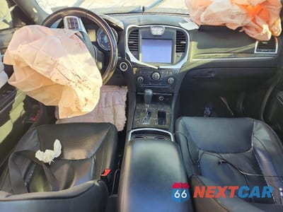 Zdjęcie 8 z 12 samochodu: 2011 CHRYSLER 300C VIN:2C3CA6CT1BH537286 - miniatura