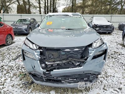 Piąte zdjęcie samochodu w środku: 2021 NISSAN ROGUE SL VIN:5N1AT3CB1MC701446 - miniatura