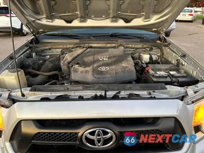 Zdjęcie 7 z 15 samochodu: 2013 TOYOTA TACOMA DOUBLE CAB VIN:3TMLU4EN6DM109174 - miniatura