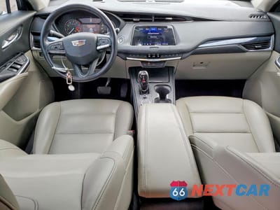 Zdjęcie 8 z 12 samochodu: 2020 CADILLAC XT4 LUXURY VIN:1GYAZAR46LF129748 - miniatura