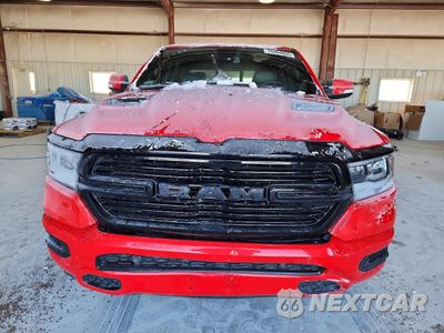 Piąte zdjęcie samochodu w środku: 2020 RAM 1500 LARAMIE VIN:1C6SRFJT2LN353378 - miniatura