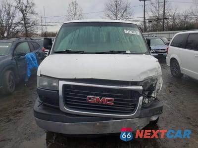 Piąte zdjęcie samochodu w środku: 2017 GMC SAVANA G2500 VIN:1GTW7AFFXH1904189 - miniatura