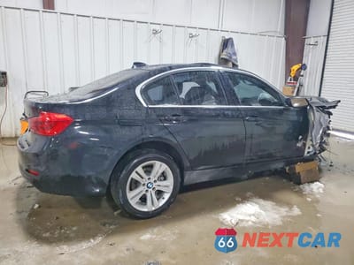 Trzecie zdjęcie samochodu z tyłu: 2018 BMW 330 XI VIN:WBA8D9G54JNU70479 - miniatura