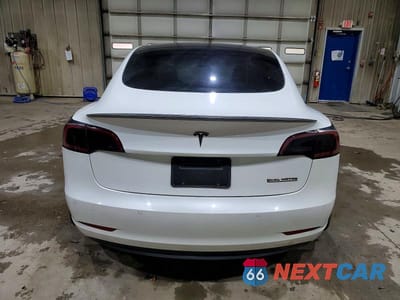 Zdjęcie 6 z 11 samochodu: 2022 TESLA MODEL 3 VIN:5YJ3E1EB9NF121018 - miniatura