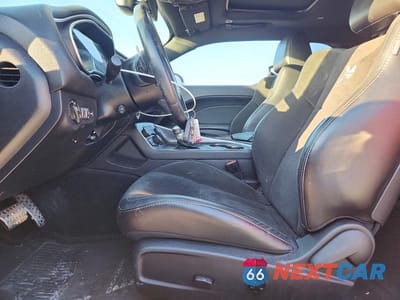 Zdjęcie 7 z 12 samochodu: 2017 DODGE CHALLENGER VIN:2C3CDZFJ6HH640845 - miniatura