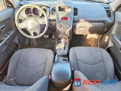 Zdjęcie 8 z 12 samochodu: 2013 KIA SOUL VIN:KNDJT2A5XD7610387 - miniatura