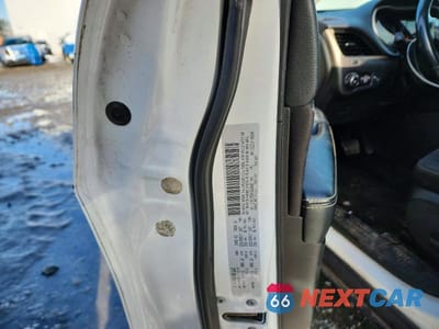 Zdjęcie 13 z 13 samochodu: 2015 JEEP CHEROKEE LATITUDE VIN:1C4PJMCB0FW636083 - miniatura