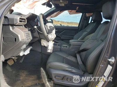 Zdjęcie 7 z 11 samochodu: 2024 TOYOTA TACOMA DOUBLE CAB VIN:3TMLB5JN7RM066778 - miniatura
