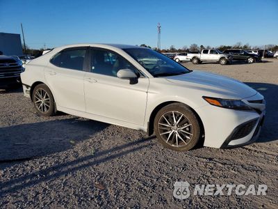 Czwarte zdjęcie samochodu z boku: 2023 TOYOTA CAMRY SE NIGHT SHADE VIN:4T1G11AKXPU156661 - miniatura