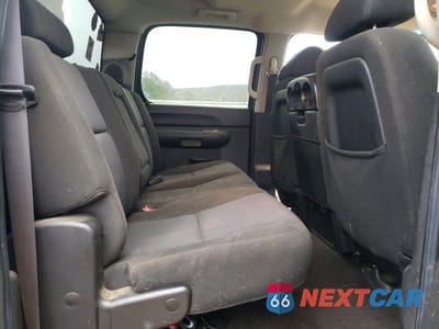 Zdjęcie 10 z 11 samochodu: 2011 CHEVROLET SILVERADO K1500 LT VIN:3GCPKSE32BG291705 - miniatura