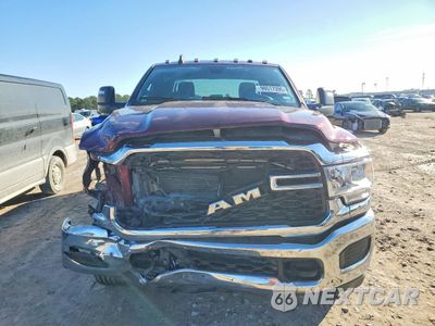 Piąte zdjęcie samochodu w środku: 2023 RAM 2500 TRADESMAN VIN:3C6UR5CL2PG636006 - miniatura