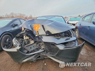 Piąte zdjęcie samochodu w środku: 2024 MAZDA 3 PREFERRED VIN:JM1BPALMXR1714377 - miniatura