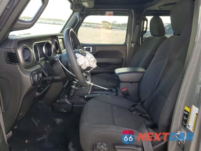 Zdjęcie 7 z 13 samochodu: 2023 JEEP GLADIATOR SPORT VIN:1C6HJTAGXPL516184 - miniatura