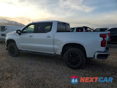 Drugie zdjęcie samochodu z przodu: 2021 CHEVROLET SILVERADO K1500 RST VIN:1GCUYEET6MZ130330 - miniatura