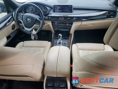 Zdjęcie 8 z 12 samochodu: 2017 BMW X5 SDRIVE35I VIN:5UXKR2C57H0U19071 - miniatura