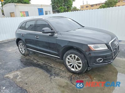 Czwarte zdjęcie samochodu z boku: 2016 AUDI Q5 PREMIUM VIN:WA1C2AFP2GA029886 - miniatura