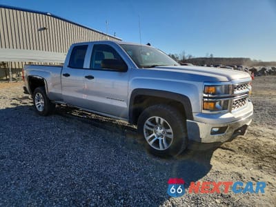 Czwarte zdjęcie samochodu z boku: 2014 CHEVROLET SILVERADO K1500 LT VIN:1GCVKREC6EZ288620 - miniatura