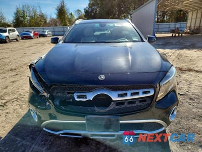Piąte zdjęcie samochodu w środku: 2020 MERCEDES-BENZ GLA 250 VIN:W1NTG4EB4LU029744 - miniatura