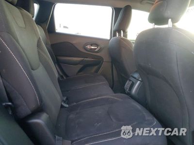 Zdjęcie 11 z 14 samochodu: 2016 JEEP CHEROKEE LATITUDE VIN:1C4PJMCS3GW148568 - miniatura
