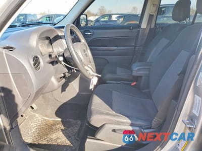 Zdjęcie 7 z 13 samochodu: 2011 JEEP PATRIOT SPORT VIN:1J4NF1GB0BD281949 - miniatura
