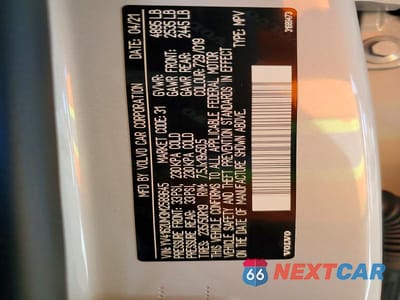 Zdjęcie 12 z 12 samochodu: 2021 VOLVO XC40 T5 R-DESIGN VIN:YV4162UM3M2589645 - miniatura