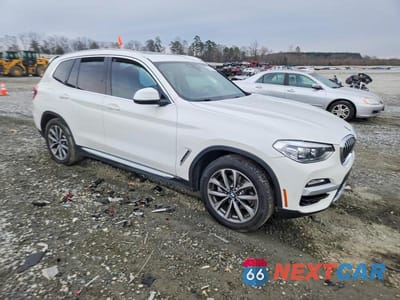 Czwarte zdjęcie samochodu z boku: 2019 BMW X3 SDRIVE30I VIN:5UXTR7C52KLR47494 - miniatura