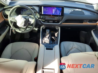 Zdjęcie 8 z 16 samochodu: 2024 TOYOTA GRAND HIGHLANDER XLE VIN:5TDAAAA53RS007102 - miniatura