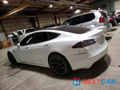 Drugie zdjęcie samochodu z przodu: 2018 TESLA MODEL S VIN:5YJSA1E23JF274091 - miniatura