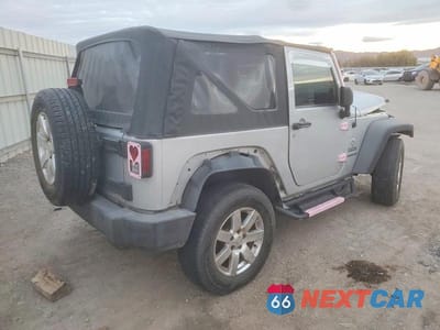 Trzecie zdjęcie samochodu z tyłu: 2012 JEEP WRANGLER SPORT VIN:1C4AJWAG8CL267194 - miniatura
