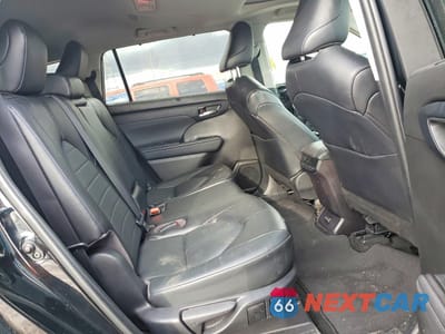 Zdjęcie 11 z 14 samochodu: 2022 TOYOTA HIGHLANDER XLE VIN:5TDGZRBH7NS221367 - miniatura