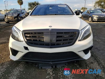 Piąte zdjęcie samochodu w środku: 2015 MERCEDES-BENZ S 63 AMG VIN:WDDUG7JB2FA094493 - miniatura