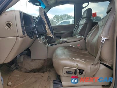 Zdjęcie 7 z 12 samochodu: 2002 CHEVROLET SILVERADO C2500 HEAVY DUTY VIN:1GCHC23162F174178 - miniatura